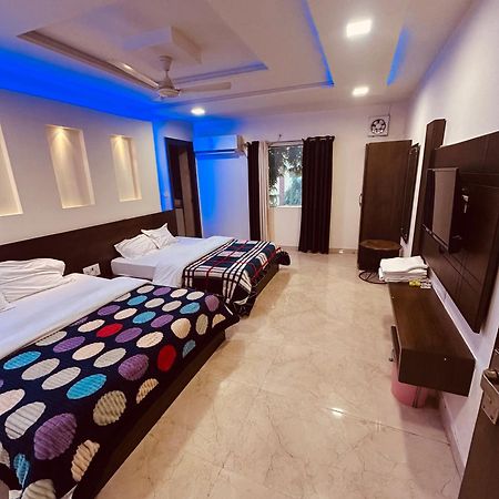 Taj Castle A Boutique Homestay 아그라 외부 사진