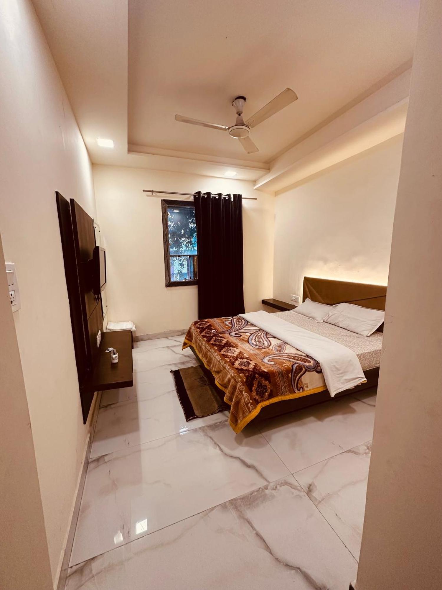 Taj Castle A Boutique Homestay 아그라 외부 사진