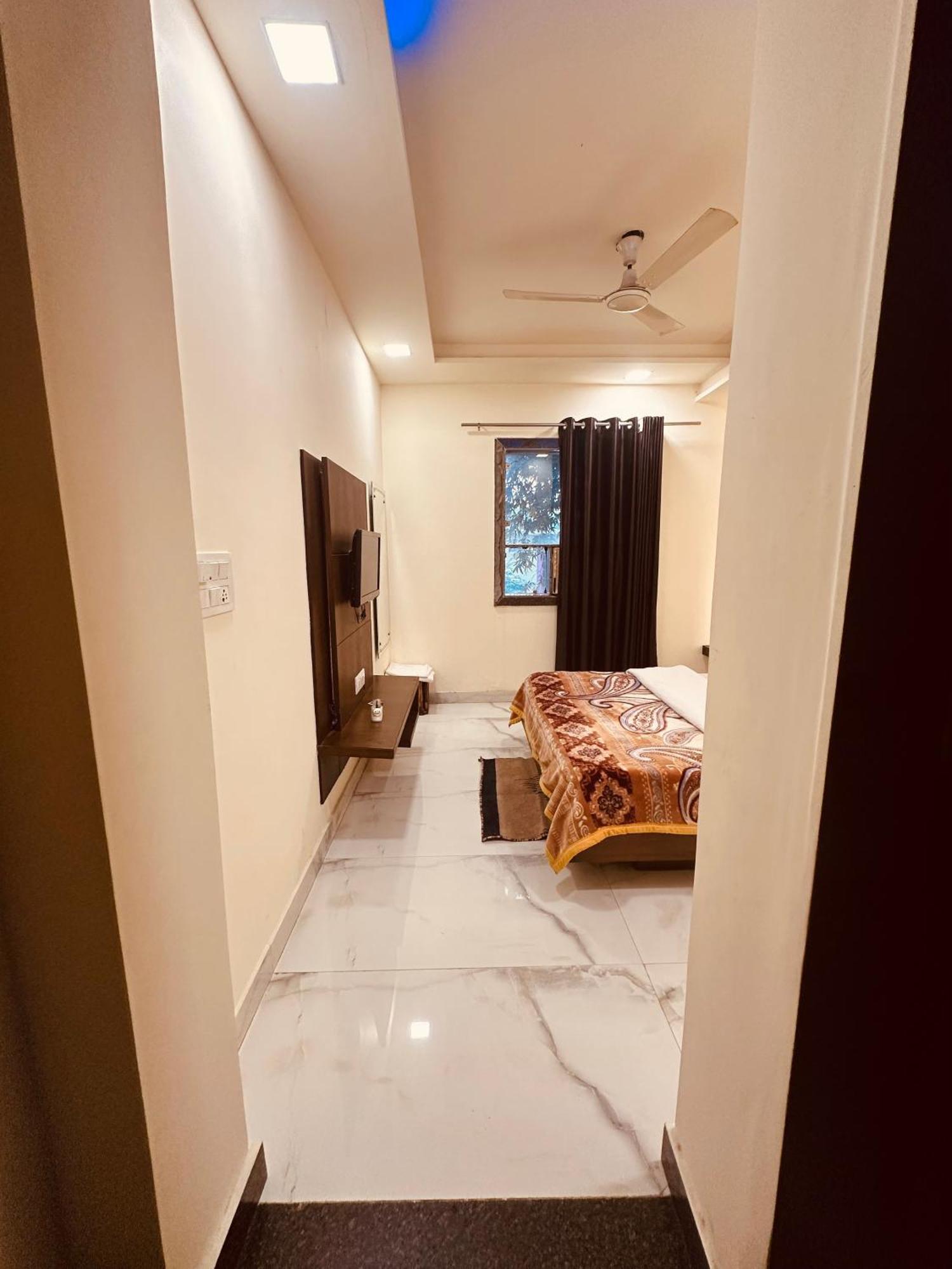 Taj Castle A Boutique Homestay 아그라 외부 사진